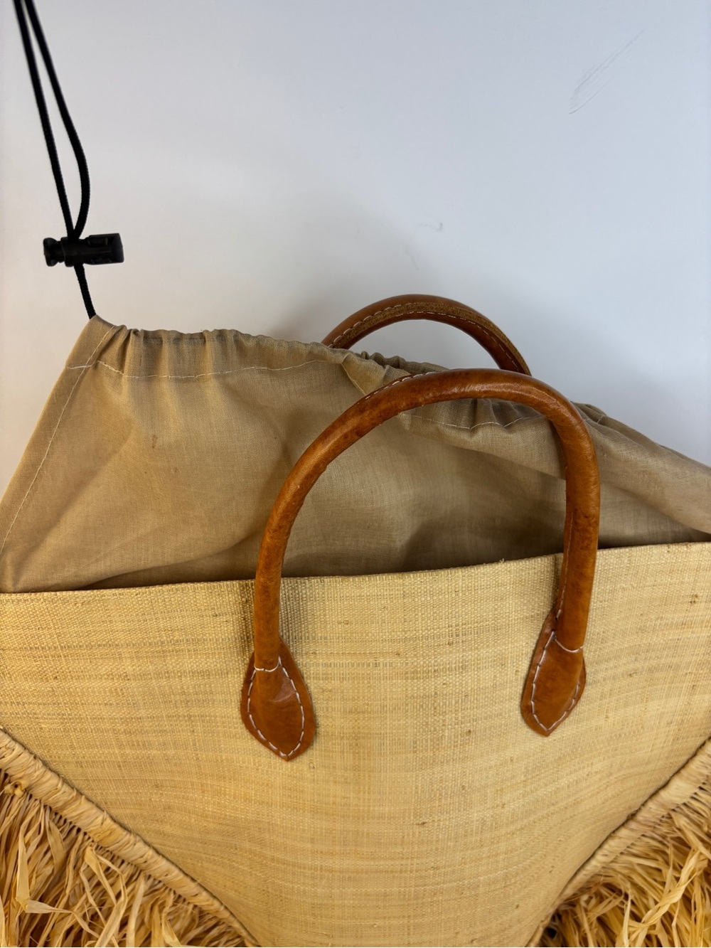 Large Straw Fringe Tote Bag with Leather Handles - Natural NWT - Picture 4 of 9